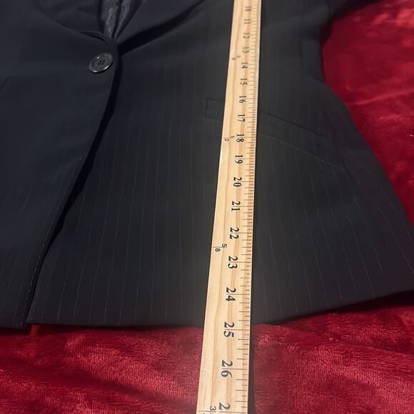 Le Suit PinStriped One Button Office Career Suit Blazer Jacket Size 10P - Picture 10 of 10